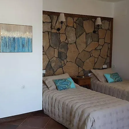 מלון Casa Caria Boutique 3*
